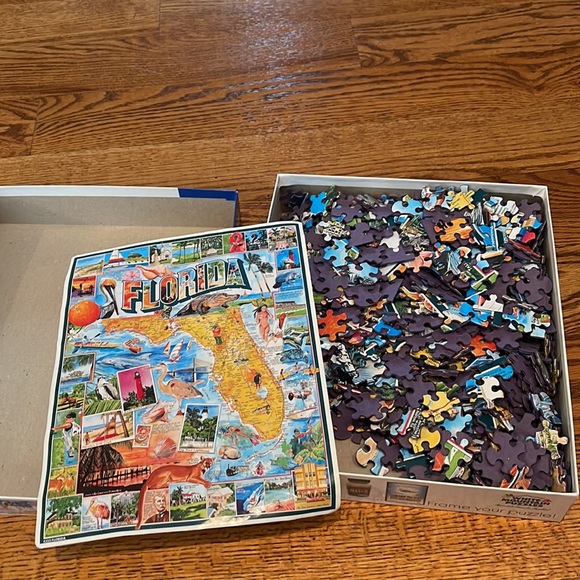 1000 piece “Florida” puzzle - Picture 2 of 2